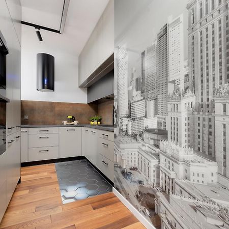 Cozy Apartments With Parking In The 19Th District By Noclegi Renters ワルシャワ エクステリア 写真