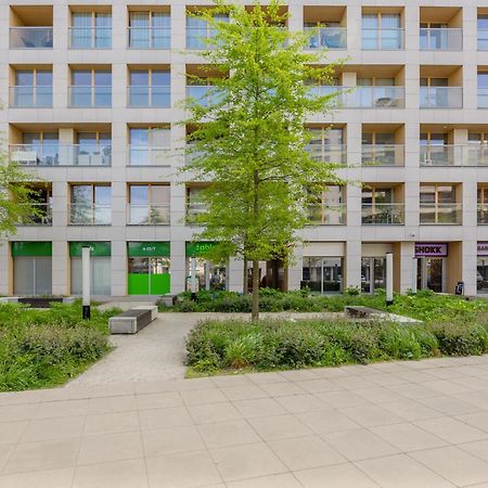 Cozy Apartments With Parking In The 19Th District By Noclegi Renters ワルシャワ エクステリア 写真