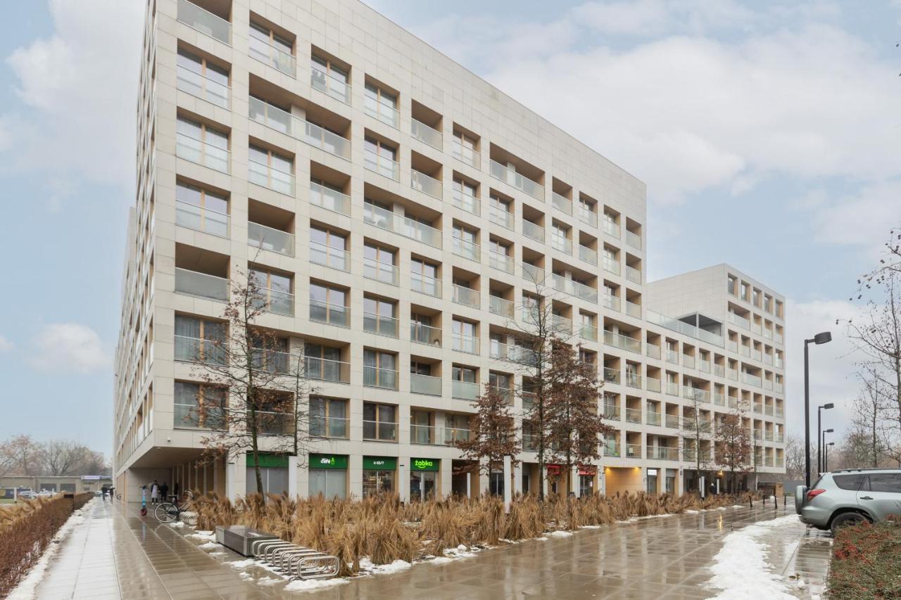 Cozy Apartments With Parking In The 19Th District By Noclegi Renters ワルシャワ エクステリア 写真