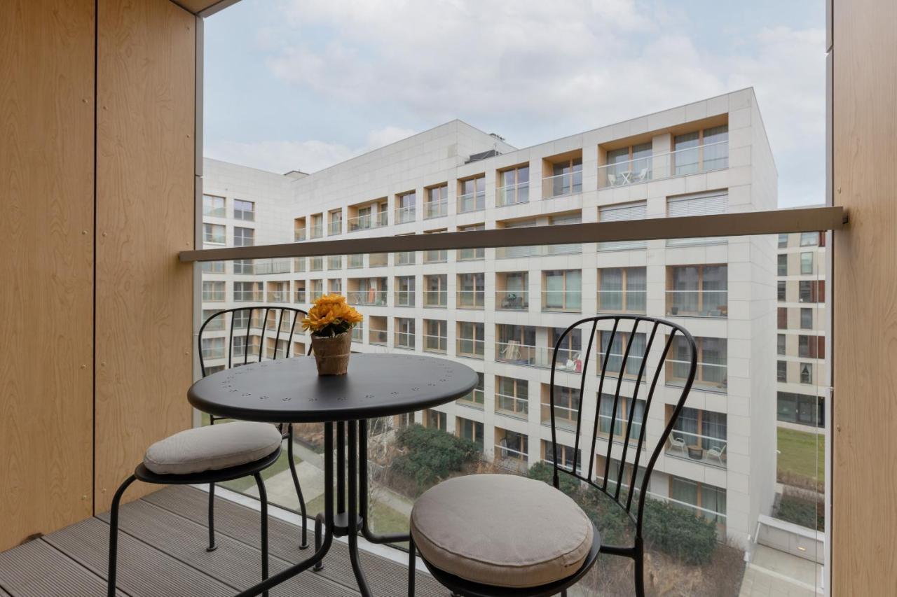 Cozy Apartments With Parking In The 19Th District By Noclegi Renters ワルシャワ エクステリア 写真