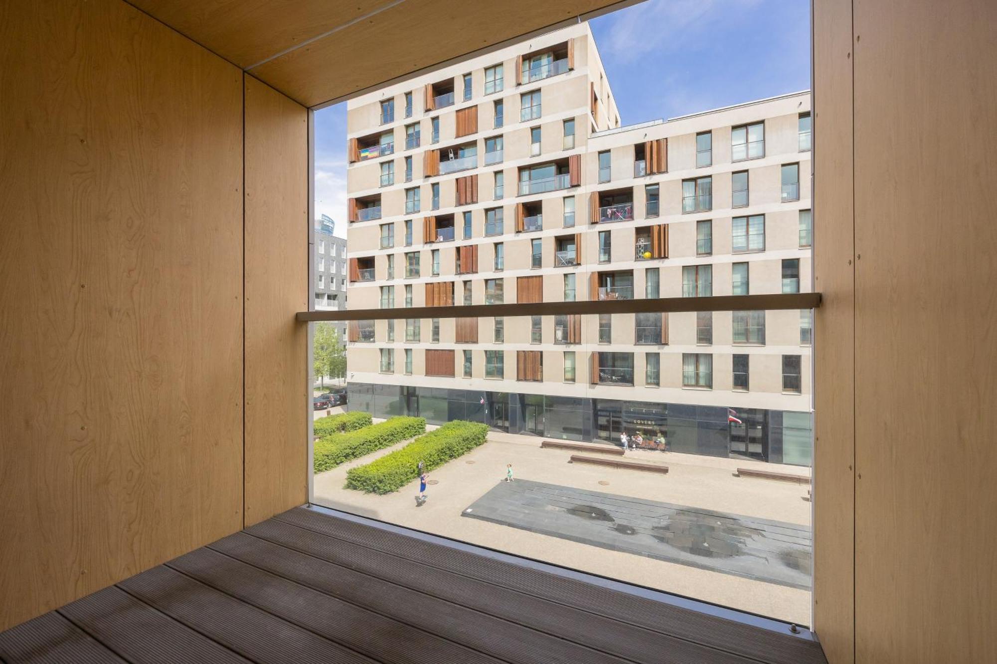 Cozy Apartments With Parking In The 19Th District By Noclegi Renters ワルシャワ エクステリア 写真